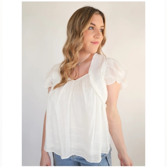 Entra white flutter sleeve top size small - Picture 3 of 10